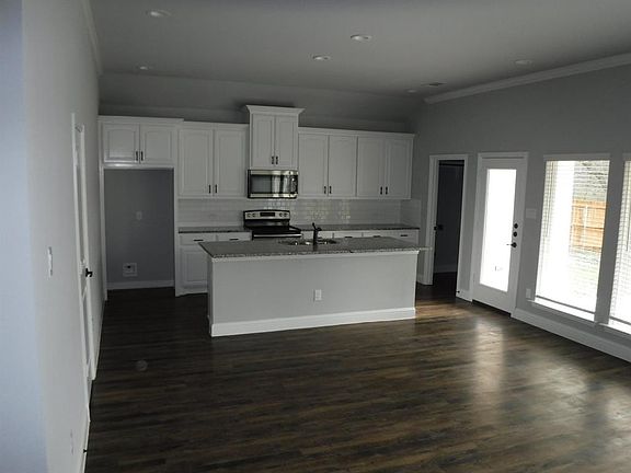2nd image of 1505 G W Jackson Ave