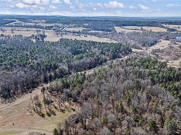 2nd image of 7 Landers Loop Rd