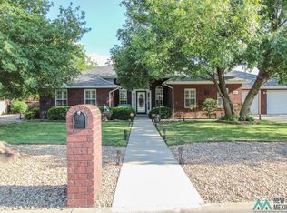 304 E 17th St, Portales, NM 88130