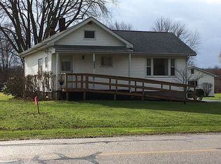 928 Garrison Rd, Ashtabula, OH 44004