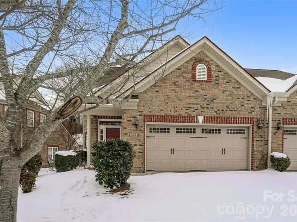 604 Southlake Ct, Lexington, NC 27295