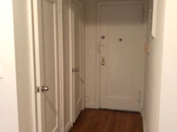 3rd image of 300 Hayward Ave APT 2L