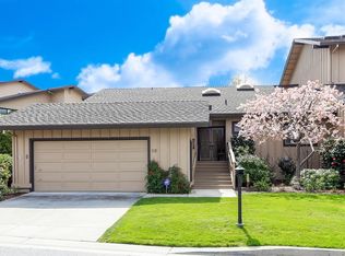 26 Hallmark Cir, Menlo Park, CA 94025