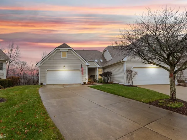 417 Shannon Dr, Wadsworth, OH 44281