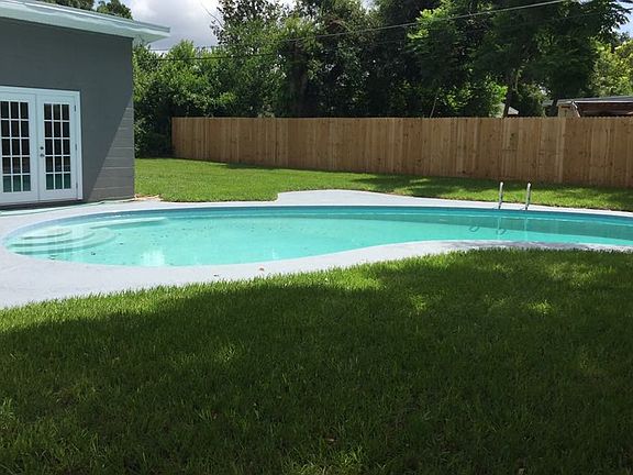 5th image of 1327 Edmundshire Ln