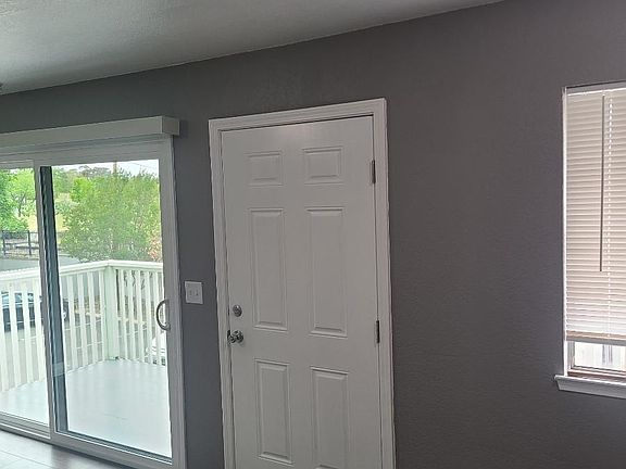 4th image of 2131 Sacramento St #4
