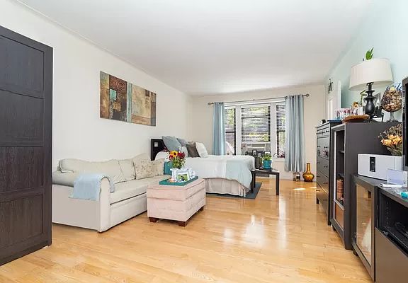 2nd image of 83-80 118th St APT 2K