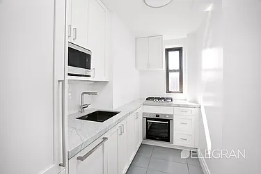 Rented by (Legacy) Elegran