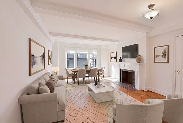 Living room, photo 1