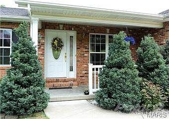 3rd image of 570 Rock Creek Dr