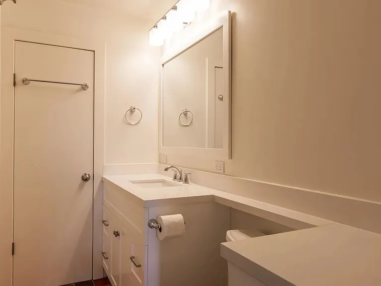 29 Glen Dr — Photo 14