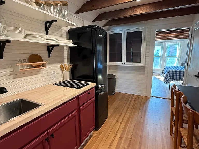 173 Wesley St #1 — Photo 8