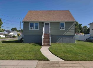 651 Barnes Ave, Baldwin, NY 11510