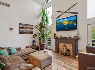 960 Spring Cove Rd, Sunrise Beach, MO 65079