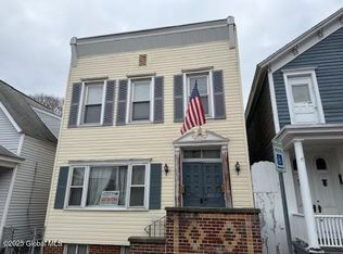 428 6th Ave, Troy, NY 12182