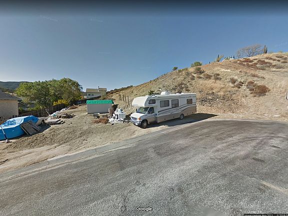 5th image of Cutwood Dr