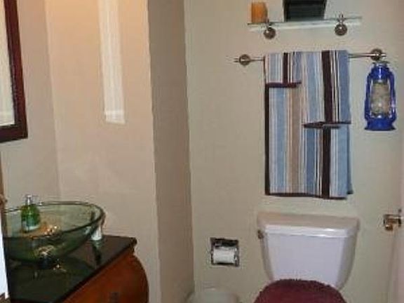 5th image of 77 S Evergreen Ave Unit 1007
