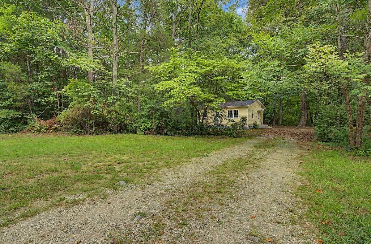 7018 Old Nc #86 in Chapel Hill, NC 27516 — Photo 2