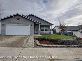 917 Ridgeview Dr, Eagle Pt, OR 97524