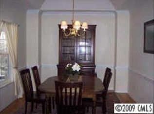 5004 Meadow Woods Dr, Lowell, NC 28098