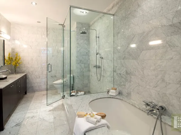 72 Mercer Street image 1 of 9