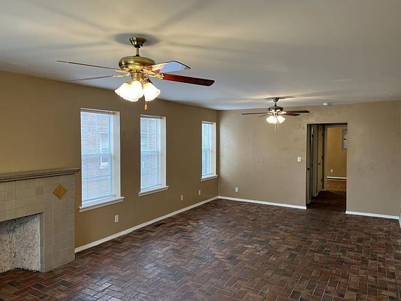 2nd image of 814.5 East Dr