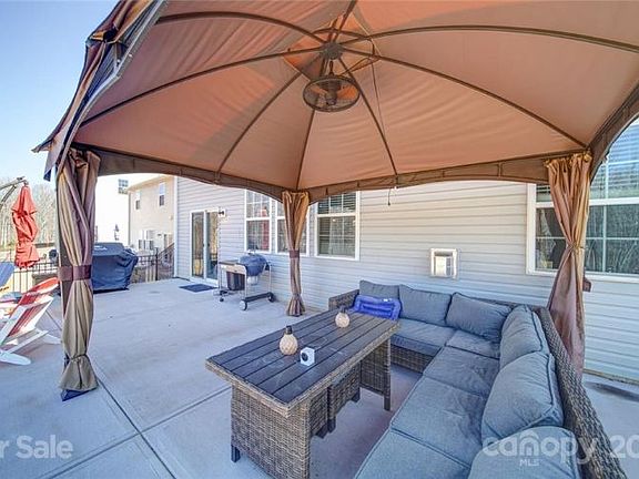 4th image of 119 Lassen Ln