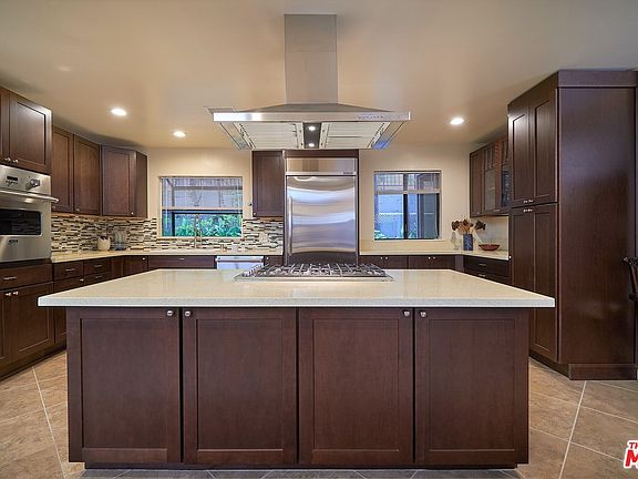 4th image of 11922 Gorham Ave APT 1