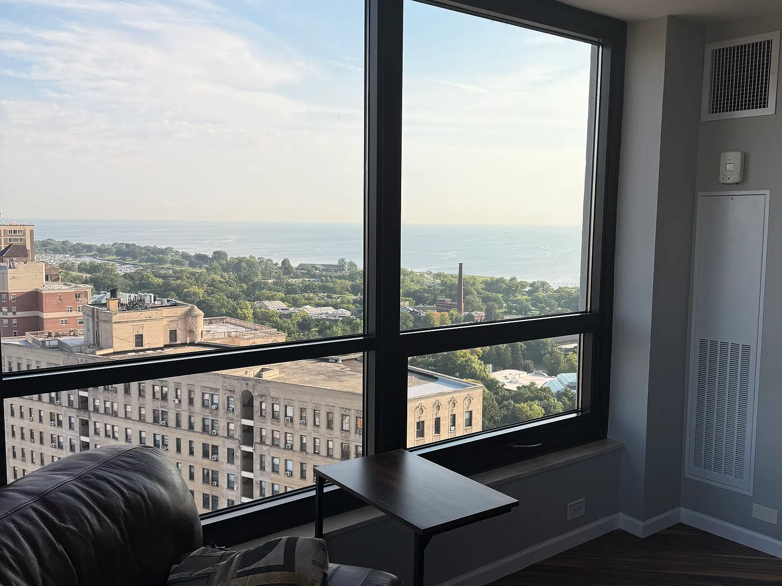 2 bed, 1184 sqft, $4,200 — Photo 3