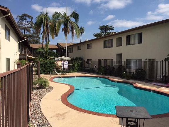 5th image of 1631 N Allen Ave APT 4