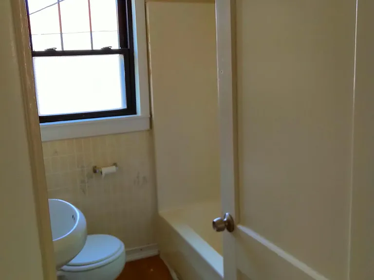 718 W Monroe Ave — Photo 16