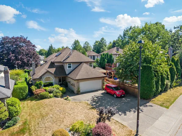 16614 Cherryhill Cres, Surrey, BC V4N 1W2