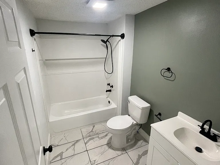 609 Ledford St — Photo 10