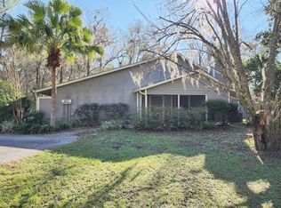 3915 NW 7th Pl, Gainesville, FL 32607