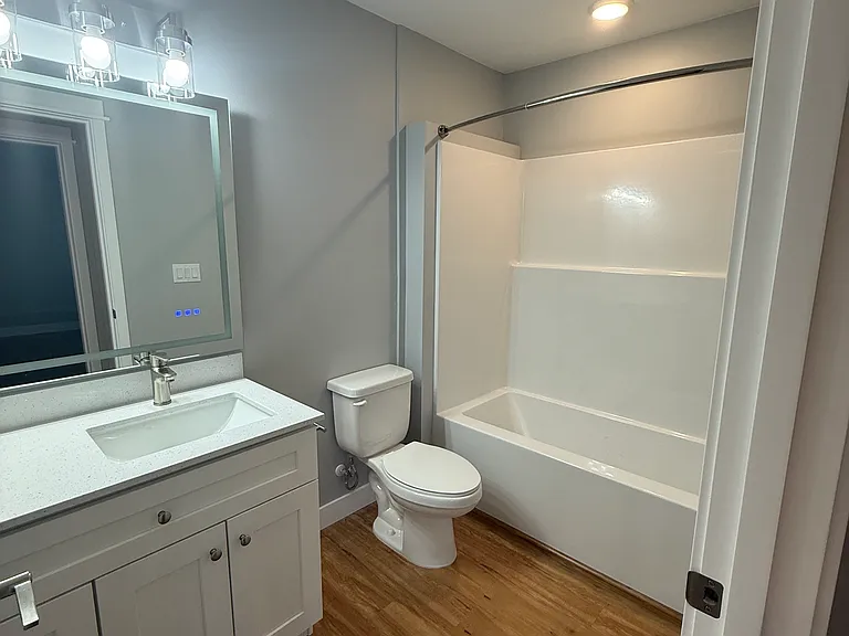 3526 Sussex Dr #101 — Photo 6