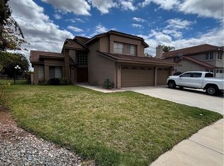 17092 Whispering Brook Way, Riverside, CA 92503