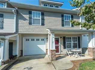 24 Amersham Ln, Fletcher, NC 28732