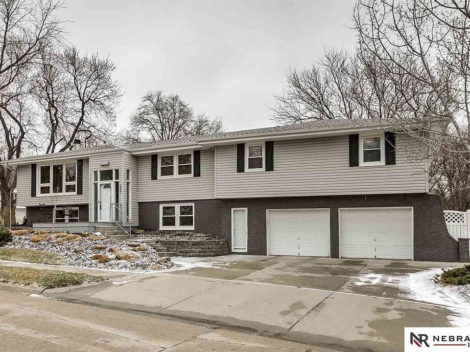 1st image of 5901 S 122nd St
