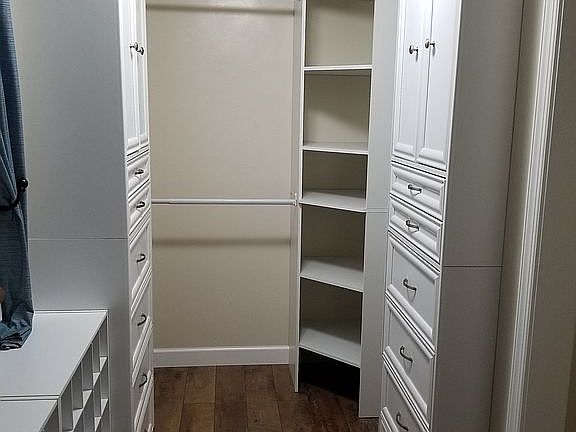 Master Walk In Closet