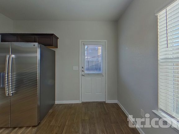 5th image of 15012 Custis Ln