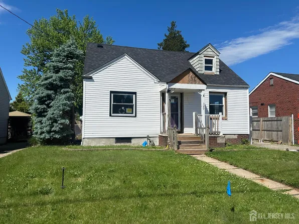 329 Desota Ave, Woodbridge, NJ 07095