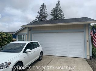 1236 Crest Ct, Rohnert Park, CA 94928