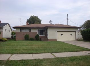 1633 Mallard Dr, Mayfield Heights, OH 44124