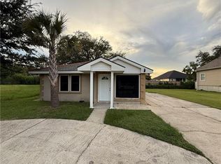 2220 Aycock St, Arabi, LA 70032