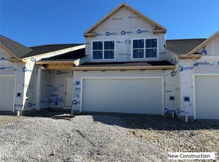 430 Honeycrisp Dr NE, Louisville, OH 44641