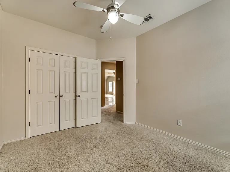 3209 Bloomfield Trl — Photo 9