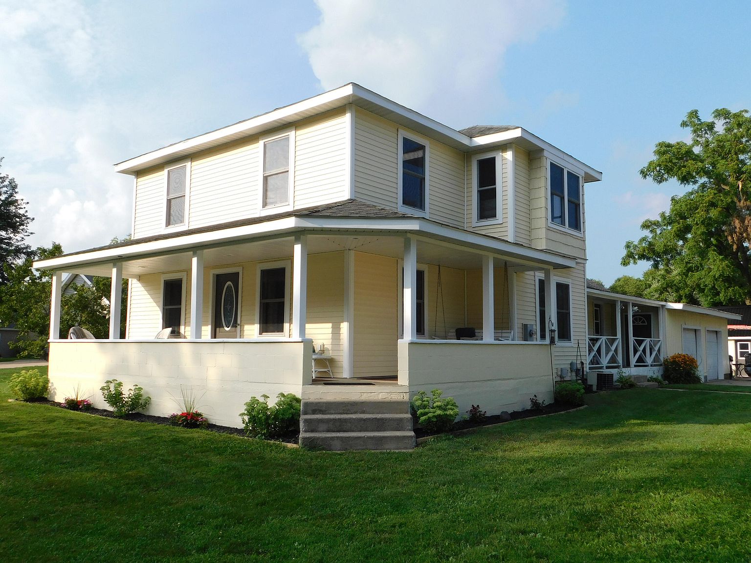 814 Lyons Rd, Portland, MI 48875 Zillow