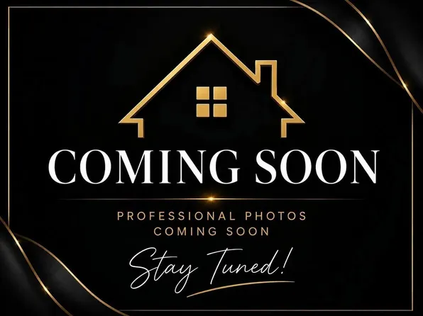 2 Riverside Dr, Boonville, MO 65233