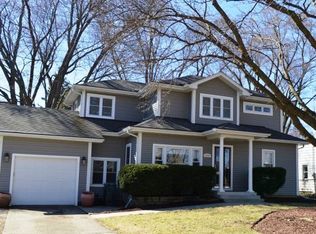 1228 Brandywine Cir, Batavia, IL 60510