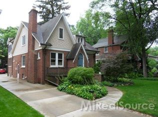 232 Woodside Rd, Royal Oak, MI 48073